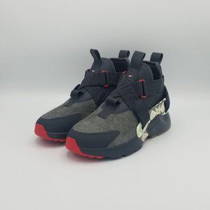 Nike Air Huarache City Utility Premium 'N7' Shoe